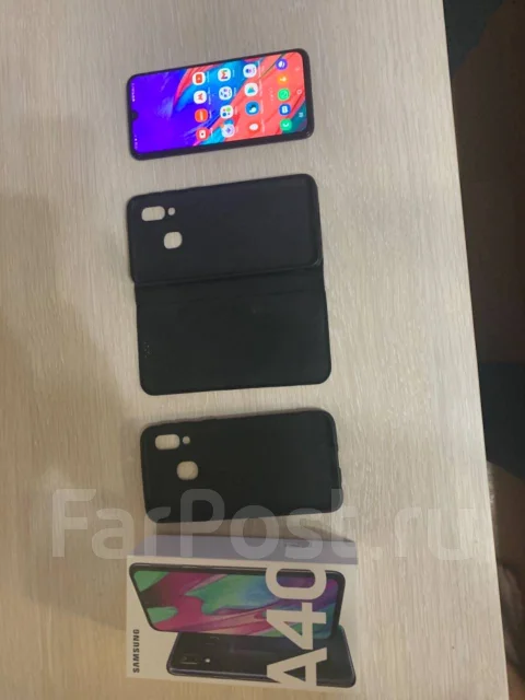 Samsung Galaxy A40. �/� ����