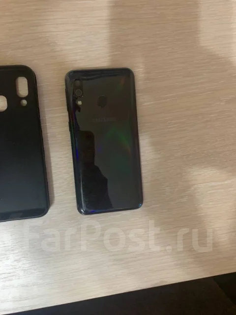 Samsung Galaxy A40. �/� ����