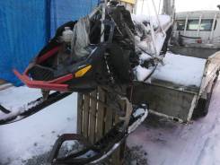 BRP Ski-Doo Summit Sport ����
