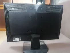 Acer. 20" ����
