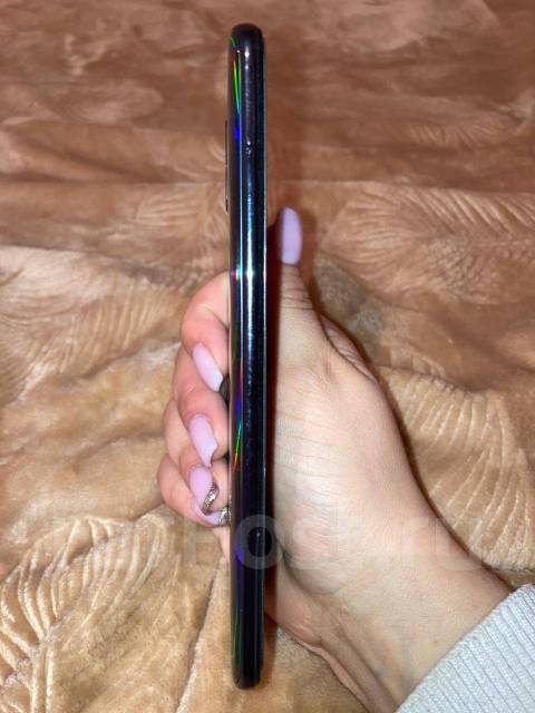 Samsung Galaxy A50. /, , 3G, 4G LTE, Dual-SIM, NFC 