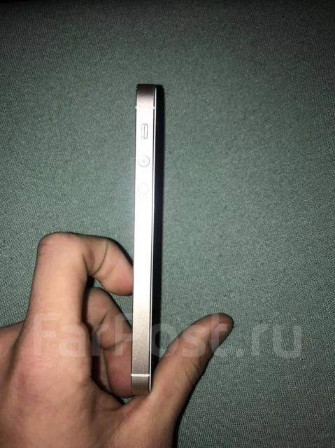 Apple iPhone SE. �/�, �������, 3G, 4G LTE ����