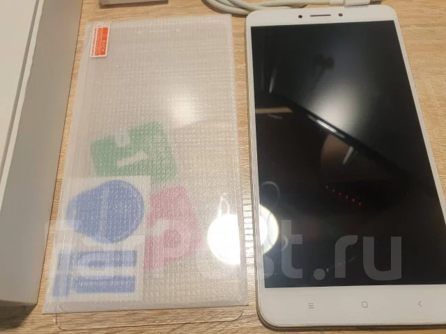 Xiaomi Mi Max 2. �/�, �������, 3G, 4G LTE, Dual-SIM ����