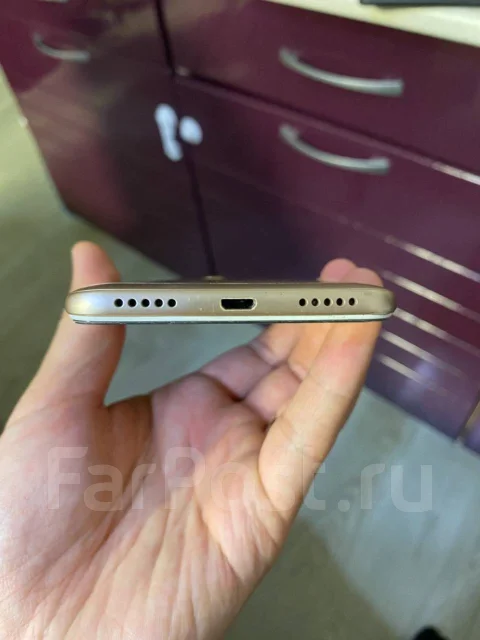 Xiaomi Redmi 5 Plus. �/�, �������, 4G LTE, Dual-SIM ����