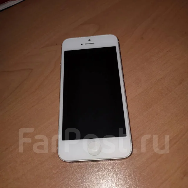 Apple iPhone 5. �/�, �����, 4G LTE ����