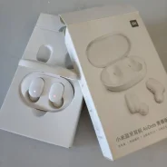Xiaomi AirDots ����