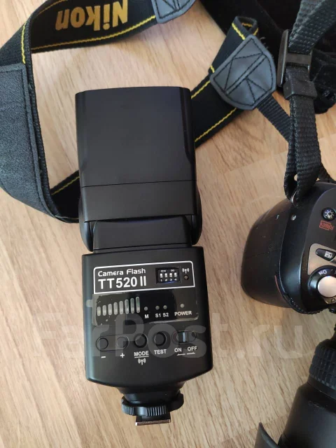 Nikon D70 ����