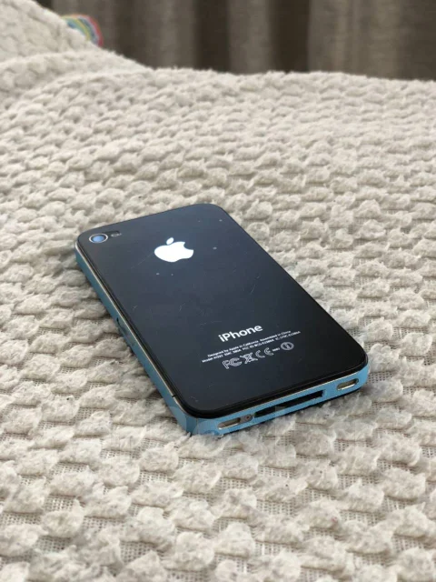 Apple iPhone 4. �/�, ������ ����