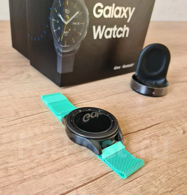Samsung Galaxy Watch. GPS, NFC, IP68 ����