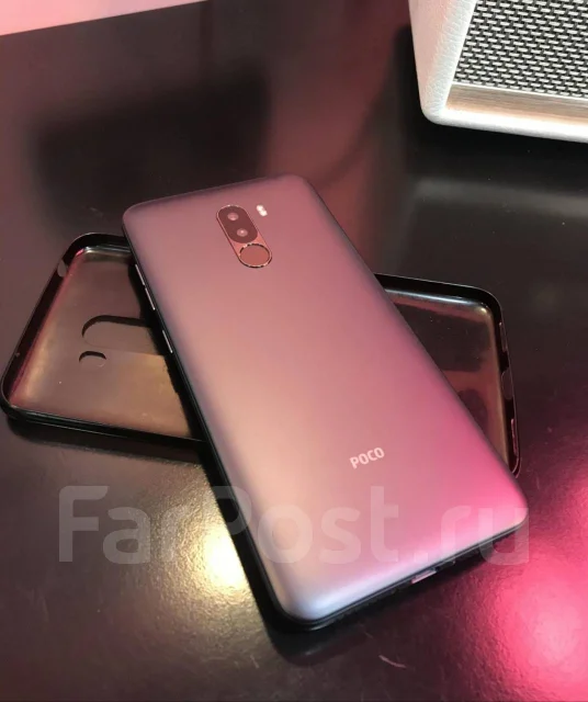 Xiaomi Pocophone F1. �����, �����, ������, 3G, 4G LTE, Dual-SIM ����