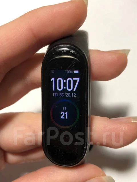 Xiaomi Mi Band 4 ����
