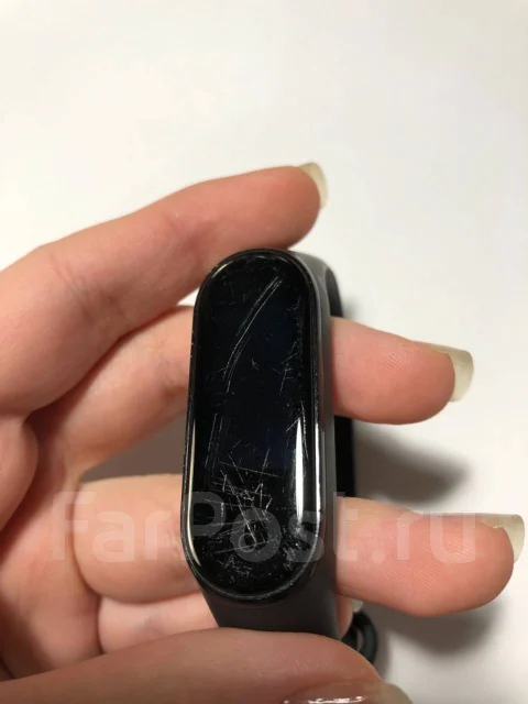 Xiaomi Mi Band 4 ����