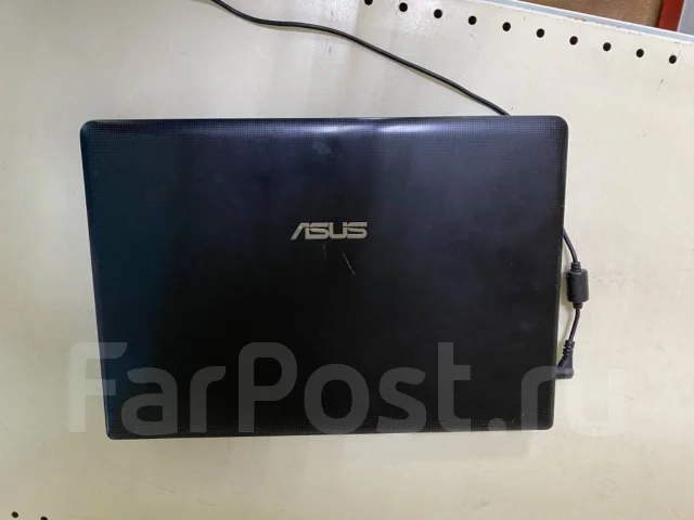 Asus X401A. 14", 2,1����, ��� 2048 ��, ���� 320���, WiFi: 1, Bluetooth: 1, ����������� �� 1��. ����