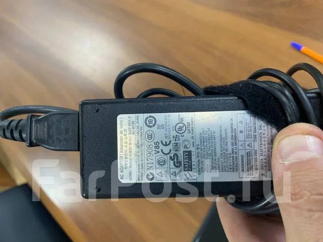 Samsung R720. 19", 2����, ��� 3072 ��, WiFi: 1, Bluetooth: 1 ����