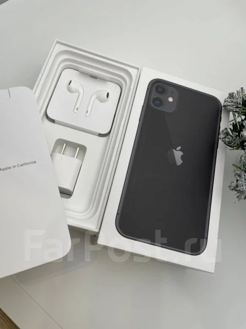 Apple iPhone 11. �/�, ������, 4G LTE, 5G, Dual-SIM, ����������, NFC ����