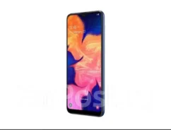 Samsung Galaxy A10. �/�, ����� ����