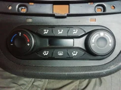 ���� ���������� ������ LADA Vesta 8450007076 ����