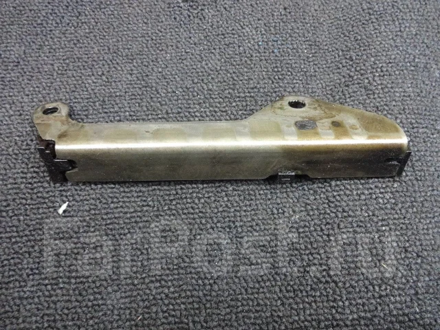 ����������� ���� ��� GA15DE, GA16DS Nissan 130850M300 ����