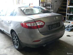 Renault Fluence ����