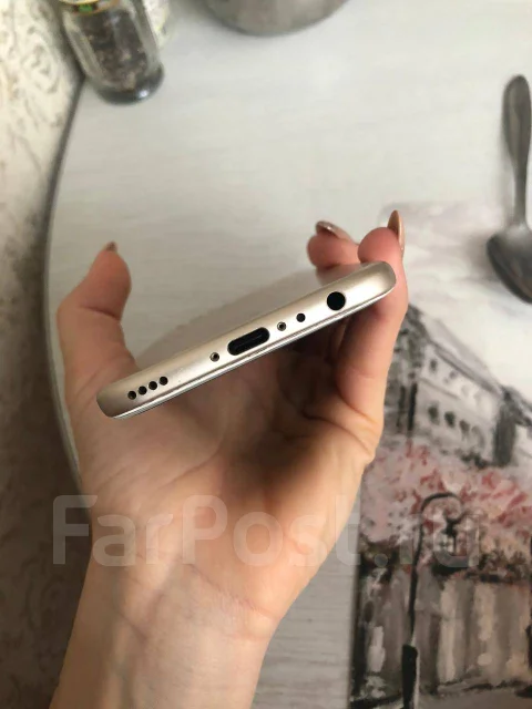 Huawei Nova 2. �/�, �������, 4G LTE, Dual-SIM ����