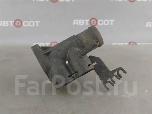 ������ � �������������� ������� VW Passat (B4) 1994-1996 037121132E 037121132E ����