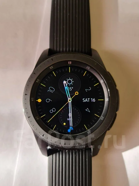 Samsung Galaxy Watch. NFC, IP68 ����