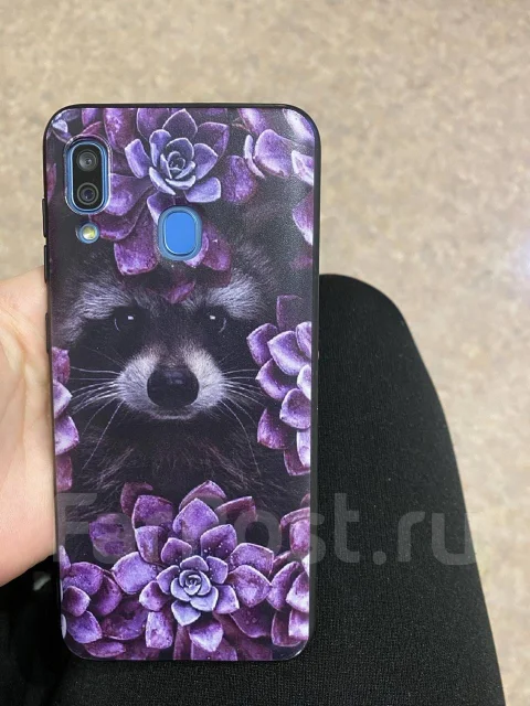 Samsung Galaxy A30. �/�, �����, 4G LTE, NFC ����