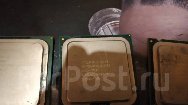 Intel Core 2 Duo E8400 ����