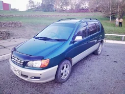 Toyota Ipsum. �������, 4wd, 2.0 (135��.�.), ������, 200 000����. �� ����