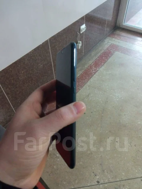 Honor 20 lite. �/�, ������, 4G LTE, NFC ����