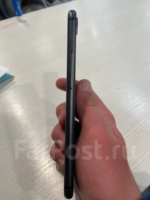 Apple iPhone 8 Plus. �/�, ������, 4G LTE, NFC ����