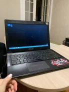 Asus K45. 14", 1,9����, ��� 6 ��, ���� 148���, WiFi, Bluetooth, ����������� �� 1��. ����