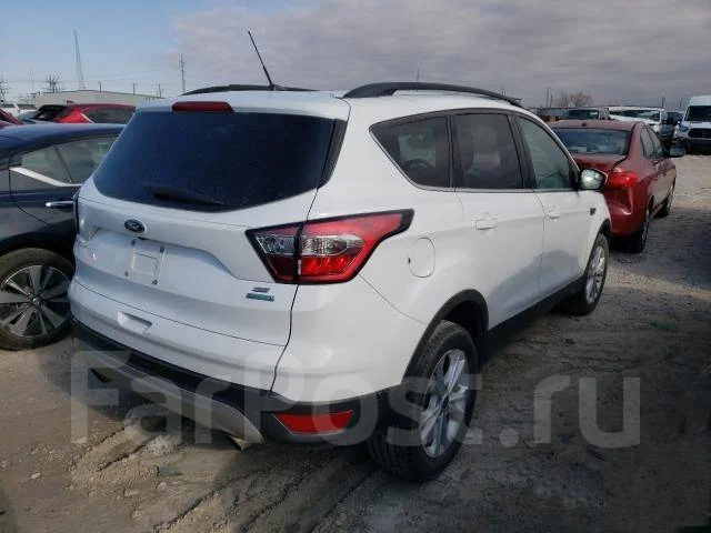 Ford Escape. �������, ��������, 1.5 (179��.�.), ������, 45 000����. ��, �/�. ��� ����� �� ������������ ����