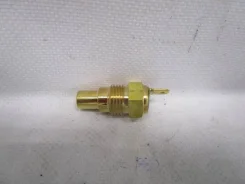 ������ ������ ������� Taiwan MC843917, �ST8342020020, �83420-12010, �125-04-0095, �ZS04 MC843917 ����