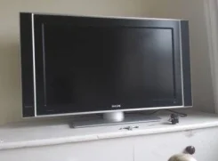 Philips. LCD (��) ����