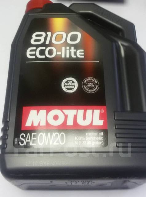 Eco lite 0w 20. Motul 8100 Eco-Lite 0w20 5 л. Motul 0w20 8100 Eco-Lite. Моторное масло Motul 0w20. 108536 Масло.