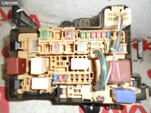 Блок реле и предохранителей Toyota Wish ANE10G 1AZ-FSE купить в Кемерово по цене