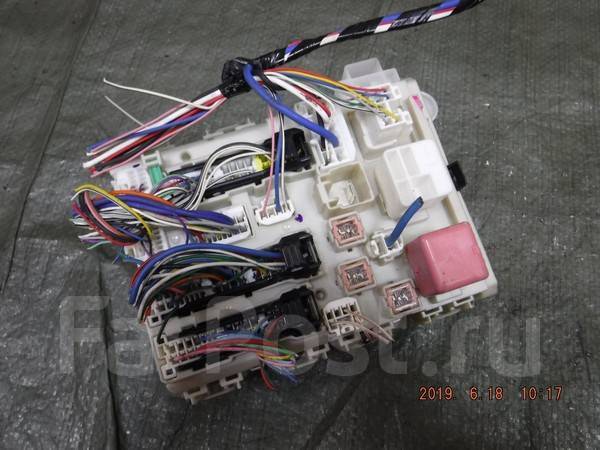 Блок предохранителей для Toyota Matrix 2008-2014 новые и б/у купить в Санкт-Пете