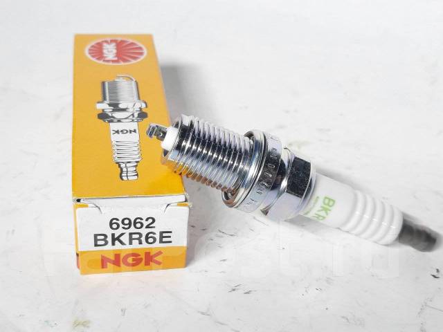 Свечи ngk № 28 / vl28-bkr6e. Свеча зажигания ngk bkr6e-11. Ngk bkr6ek. Свеча bkr6e применяемость. Свеча bkr6e применяемость.