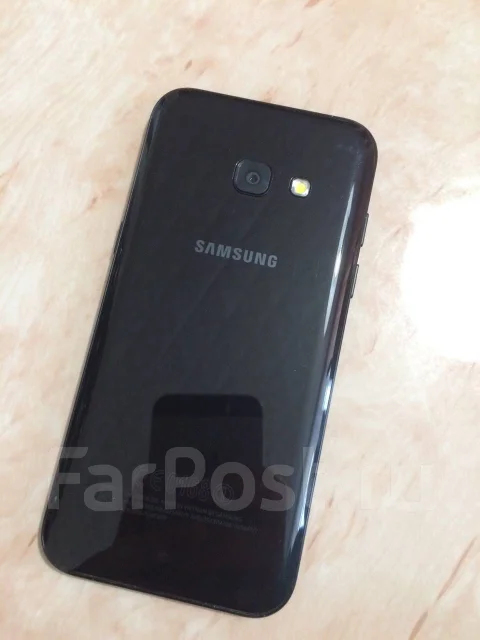 Samsung Galaxy A3. �/�, ������, 4G LTE, NFC ����