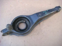 ����� ������ ������ Mazda 3 (BK) 2003-2009 BBP3-28-300C BBP328300C ����