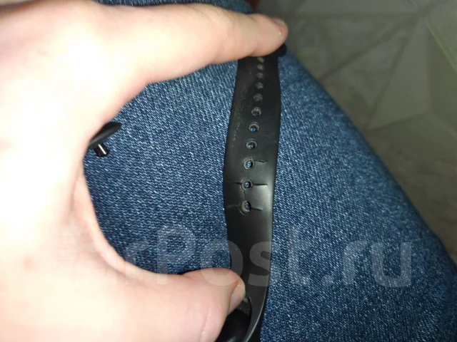 Xiaomi Mi Band 4 ����