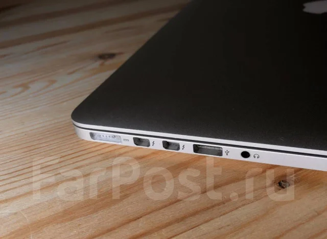 Apple MacBook Pro 15. 15", 2,5����, ��� 16 ��, ���� 512���, WiFi: 1, Bluetooth: 1, ����������� �� 7��. ����