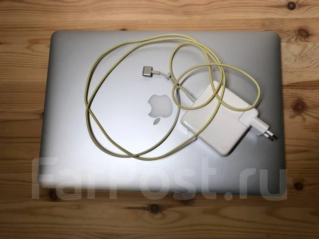 Apple MacBook Pro 15. 15", 2,5����, ��� 16 ��, ���� 512���, WiFi: 1, Bluetooth: 1, ����������� �� 7��. ����