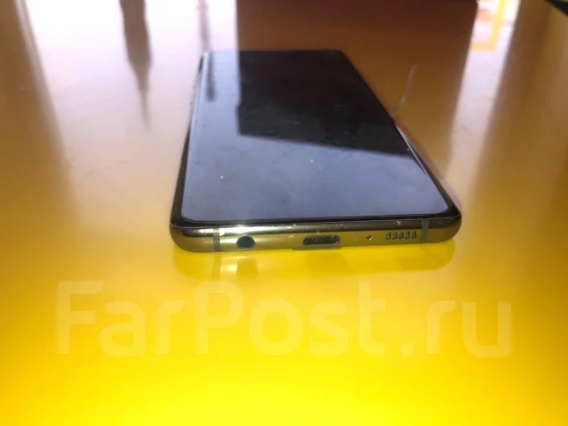 Samsung Galaxy S10+. �/� ����
