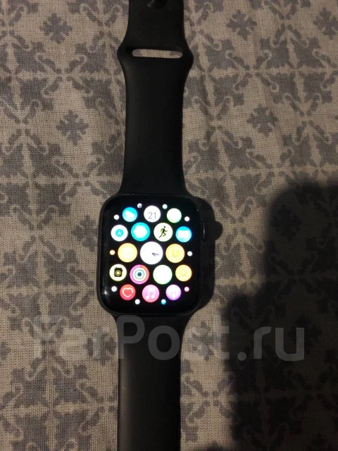 Apple Watch Series 4. GPS, NFC ����
