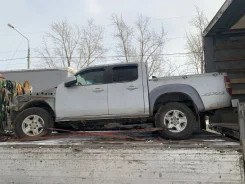 Mazda BT-50. UN8F1, WLAA ����