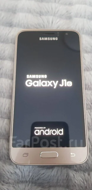 Samsung Galaxy J1. �/� ����