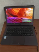 Asus ZenBook. 14.1", 1,5����, ��� 8 ��, ���� 256���, WiFi: 1, Bluetooth: 1, ����������� �� 12��. ����