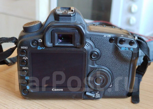 Canon EOS 5D Mark II. 20 � ����� ��, ���: 4� ����